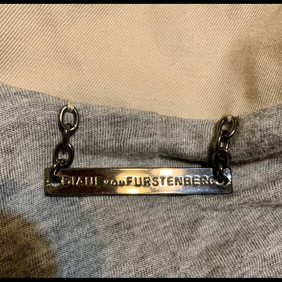 Diane Von Furstenberg Spy Ruffle Trench 2 Beige - Picture 4 of 8